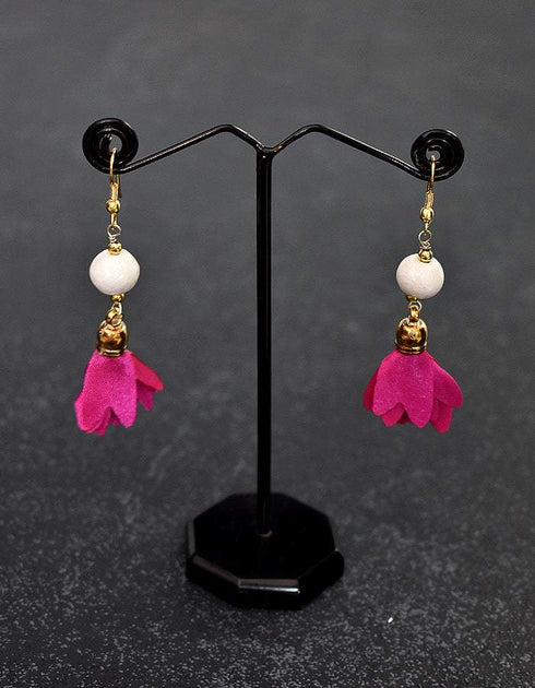 Single Blue Pottery Bead Earrings With Satin Funda